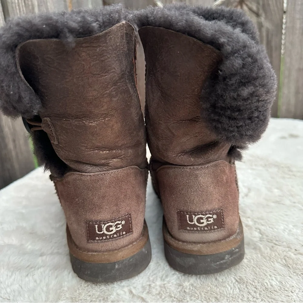 UGG Brown Boots with Fur Lining size 7